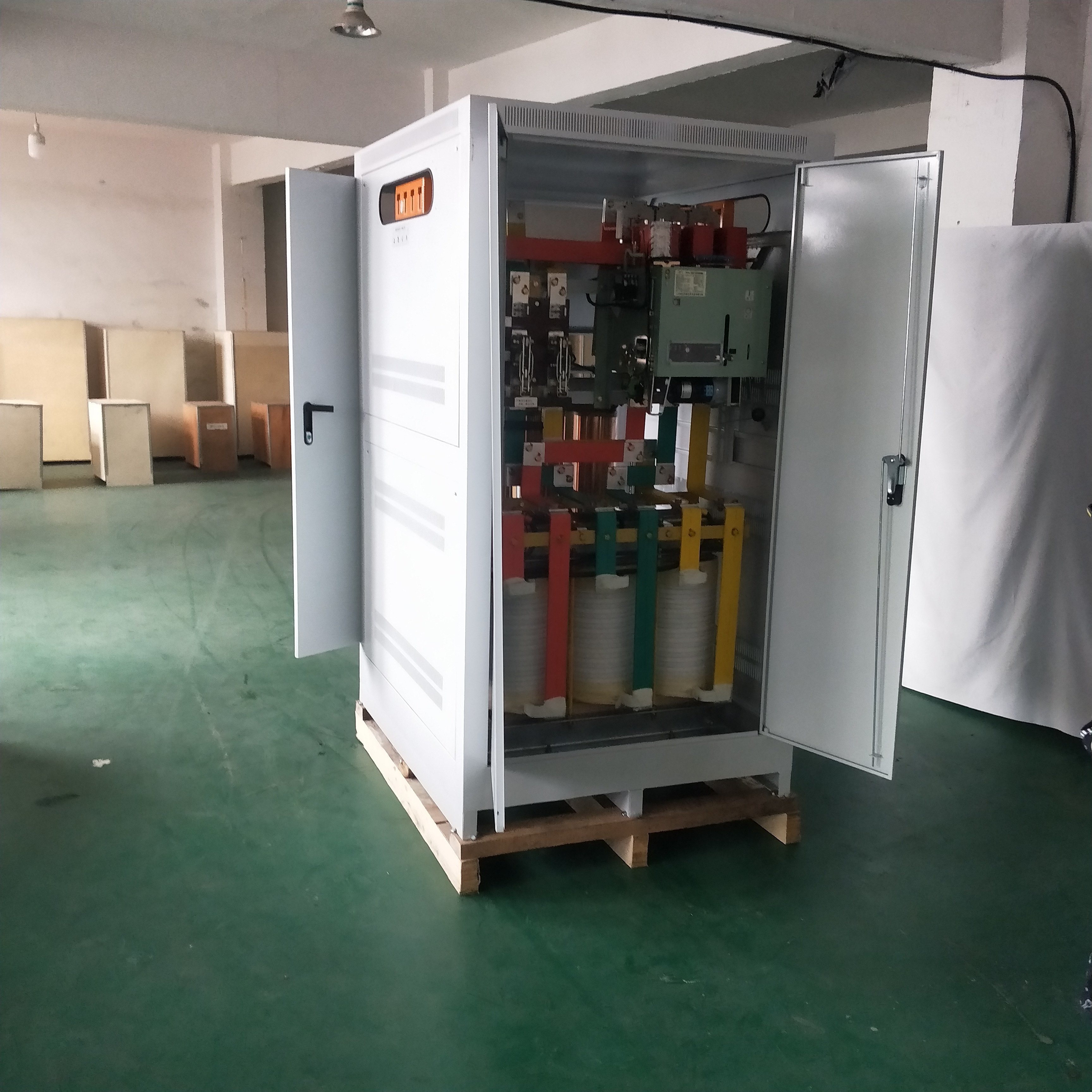 三相工业稳压器价格